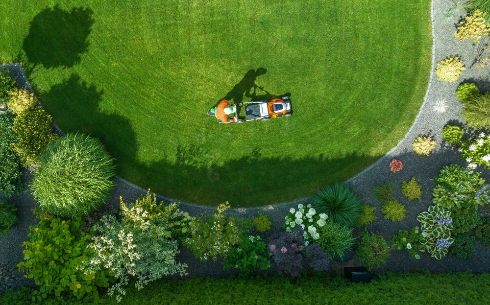 Confier l’entretien et l’aménagement de ses espaces verts à un professionnel
