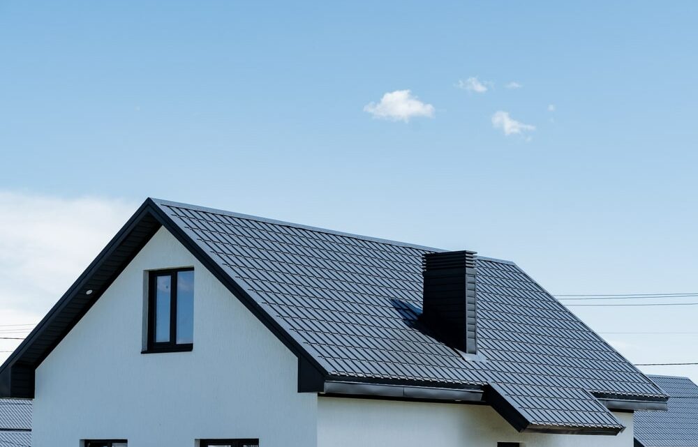 Construction de toiture : comparatif des matériaux et leurs avantages