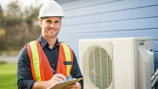 Pourquoi faire appel à un professionnel chauffagiste : avantages et conseils pratiques